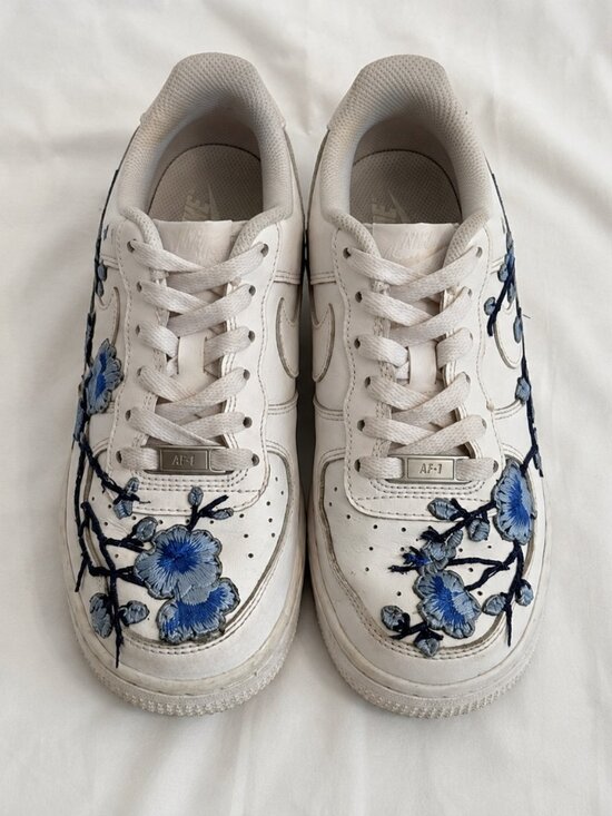 Nike Other - Nike Air Force 1 Custom Embroidered Blue Floral Sneakers Kids 4.5Y EUC